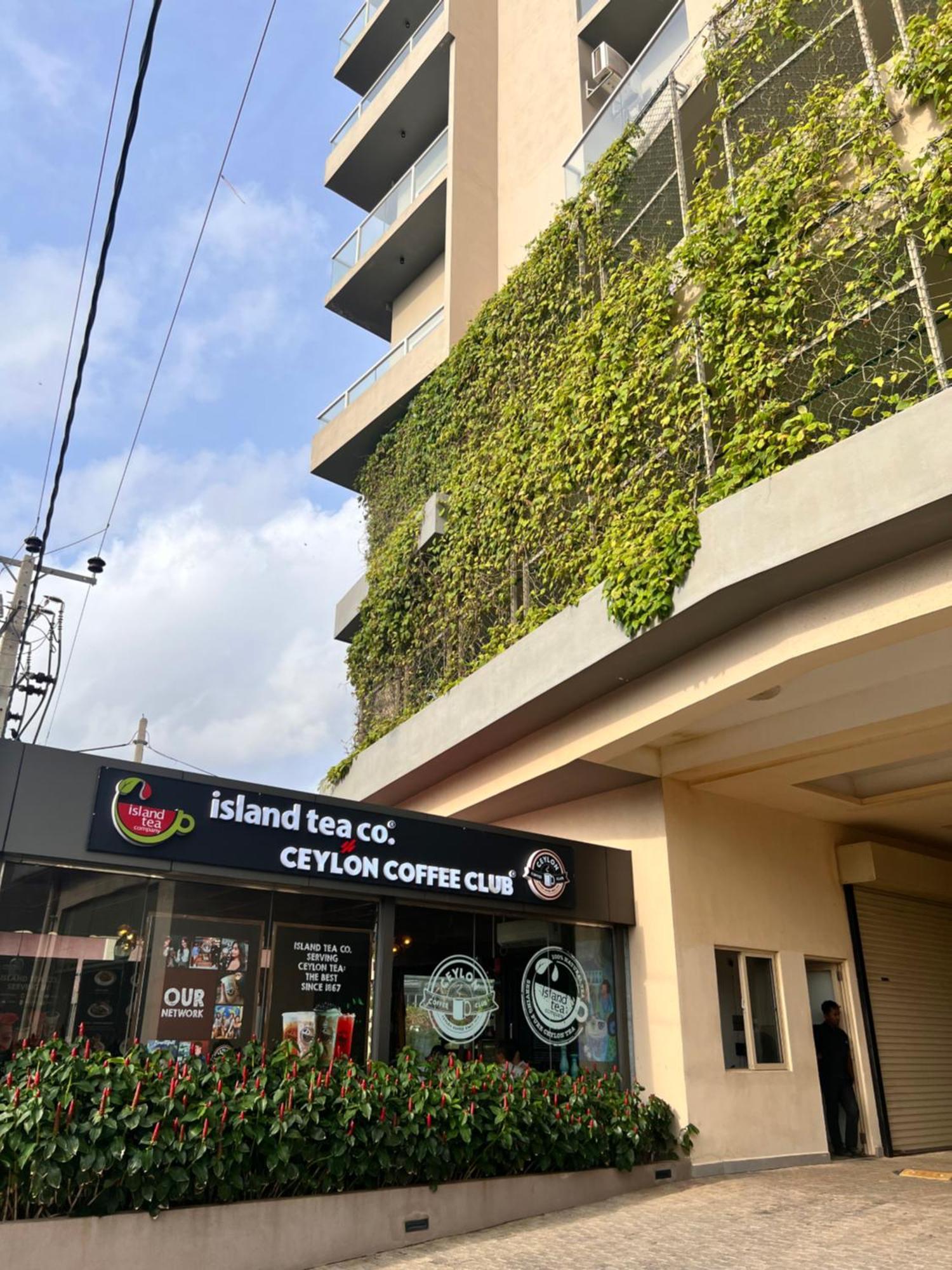 Ocean Breeze Negombo- Tidesend Luxury Beach Apartments Ngoại thất bức ảnh