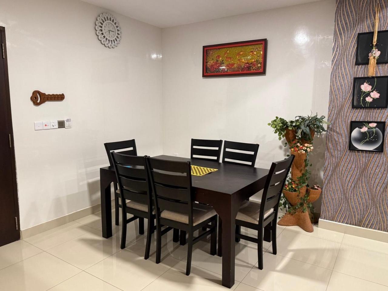Ocean Breeze Negombo- Tidesend Luxury Beach Apartments Ngoại thất bức ảnh