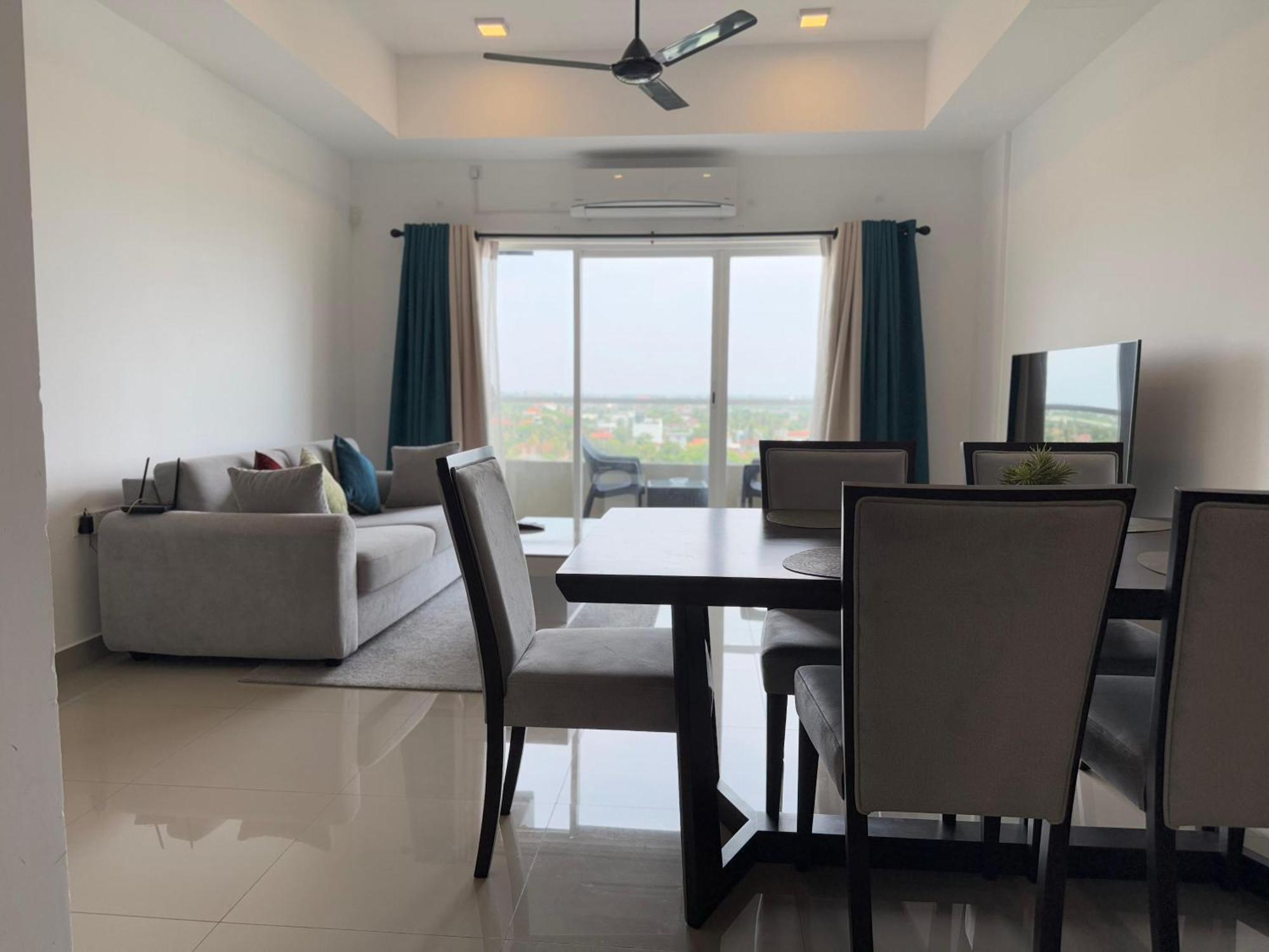 Ocean Breeze Negombo- Tidesend Luxury Beach Apartments Ngoại thất bức ảnh