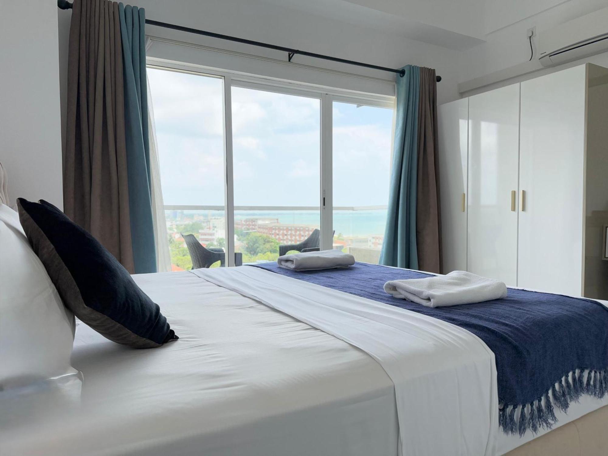 Ocean Breeze Negombo- Tidesend Luxury Beach Apartments Ngoại thất bức ảnh