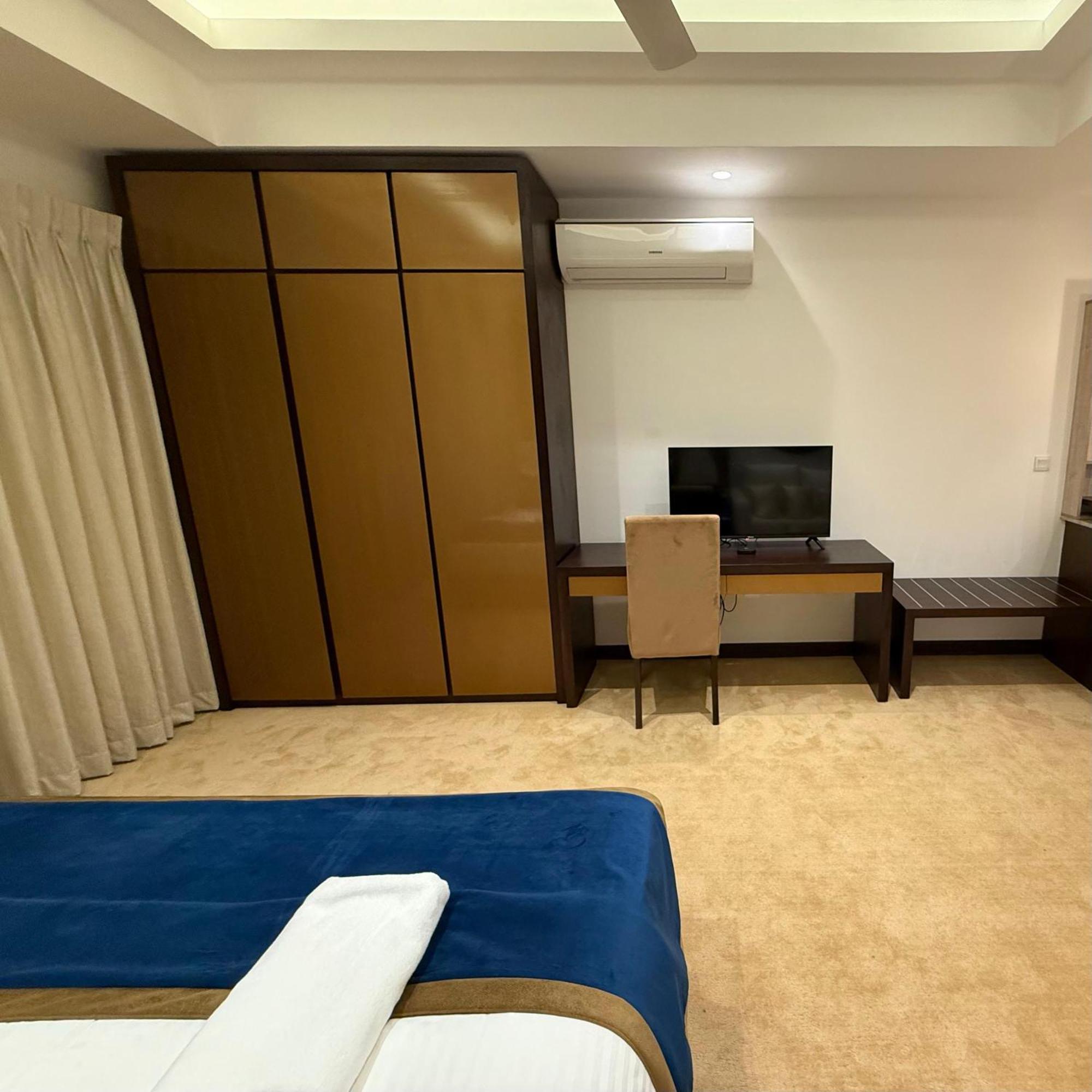 Ocean Breeze Negombo- Tidesend Luxury Beach Apartments Phòng bức ảnh